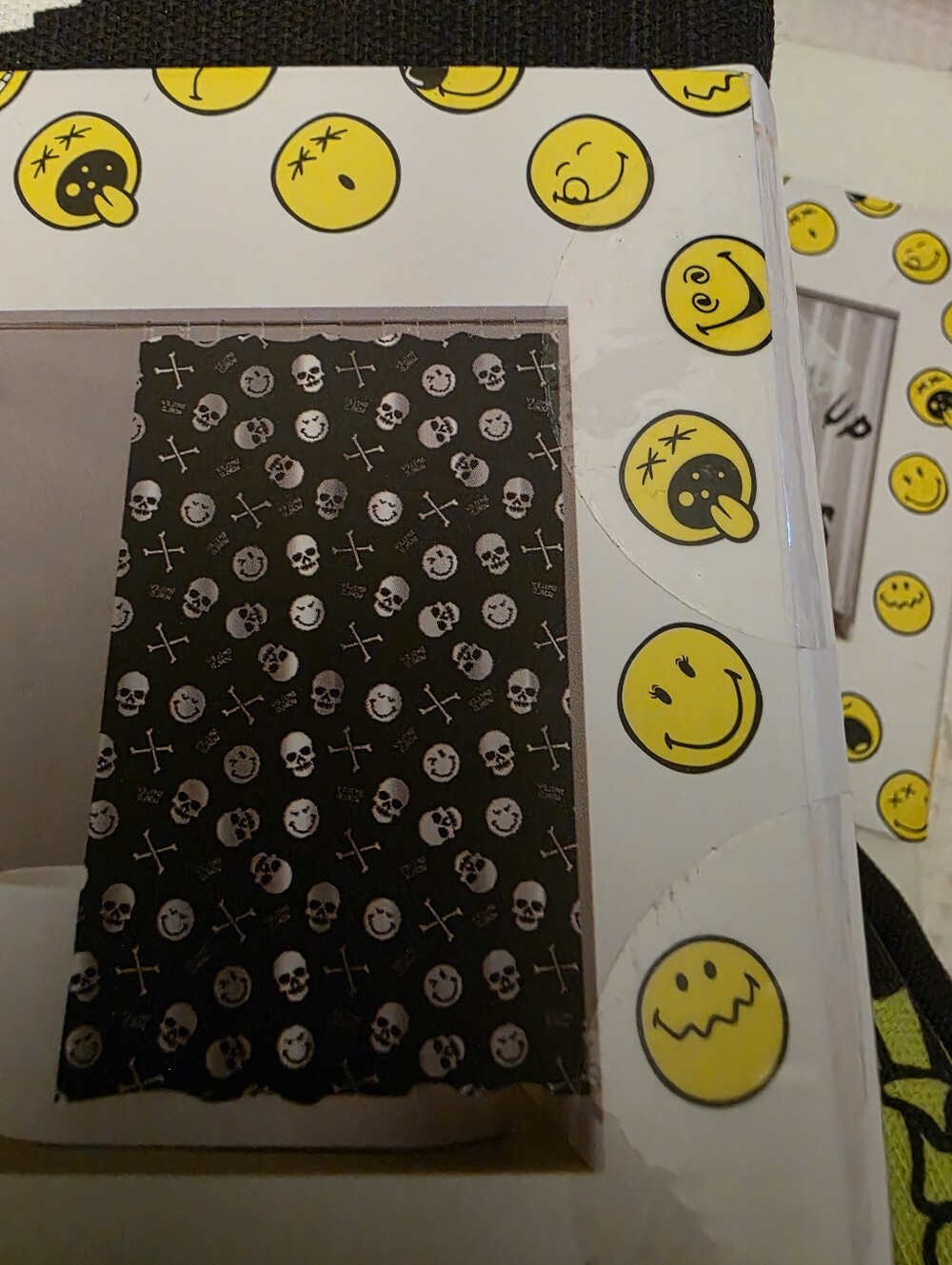 SMILEY WORLD Shower Curtain – Yellow Smiley Design